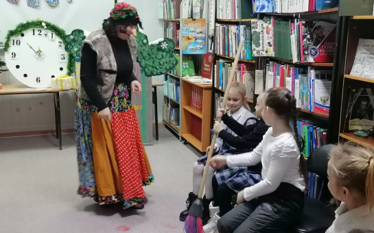 Игровая программа «Весёлый переполох»